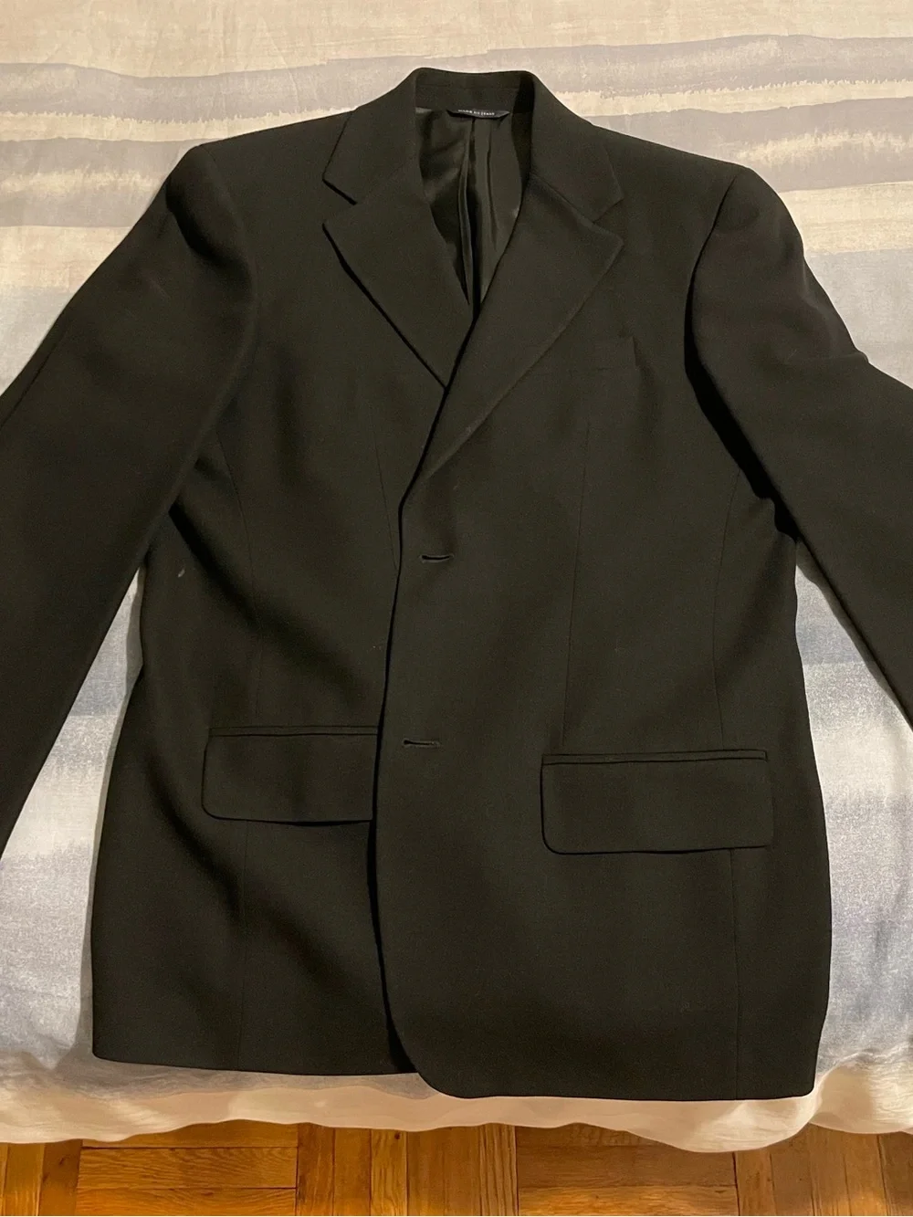 Banana Republic Black Wool Men’s Suit with Jacket and Pants